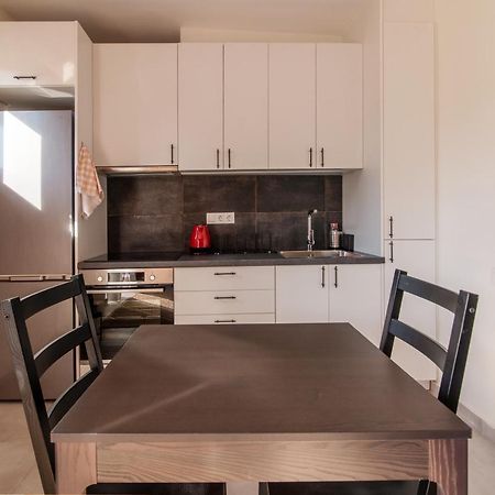Stunning 2-Bedrooms Apartment In The Heart Of Athens Atenas Exterior foto