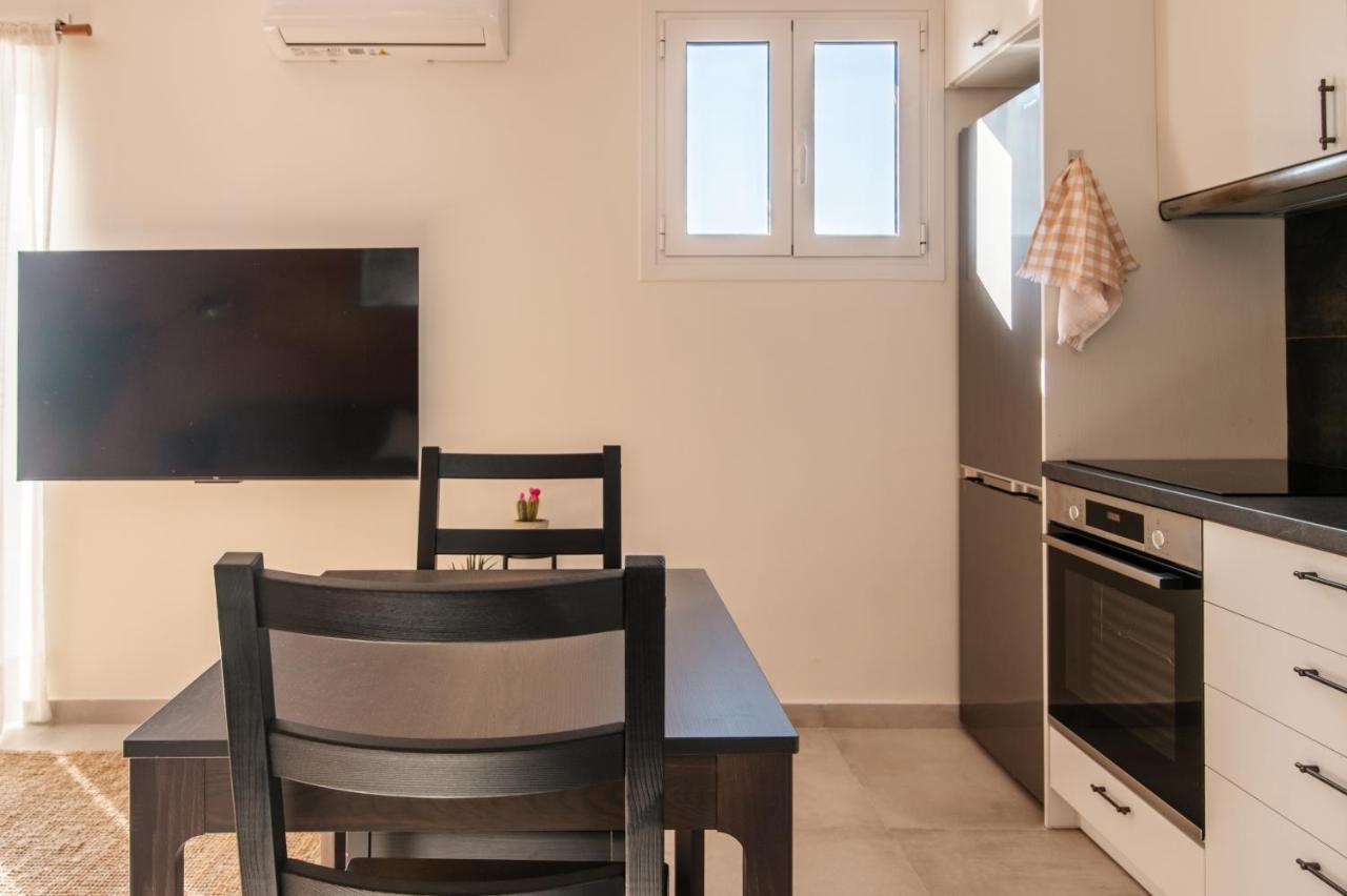 Stunning 2-Bedrooms Apartment In The Heart Of Athens Atenas Exterior foto